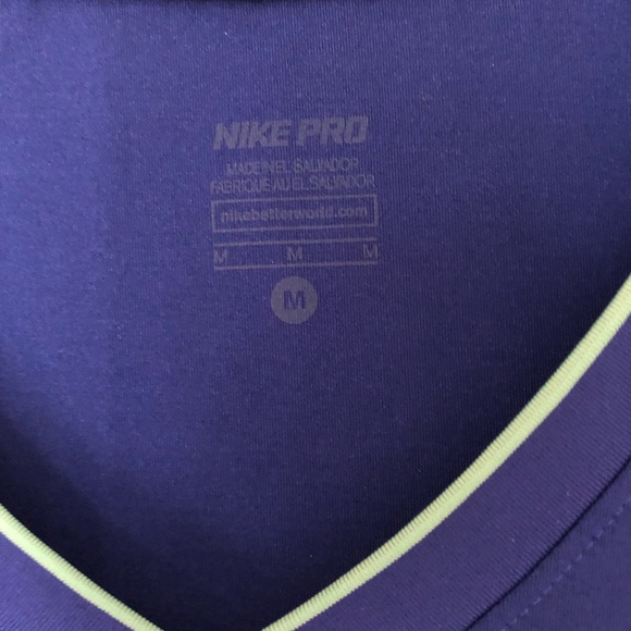 Short sleeve NIKE PRO shirt - Picture 2 of 3